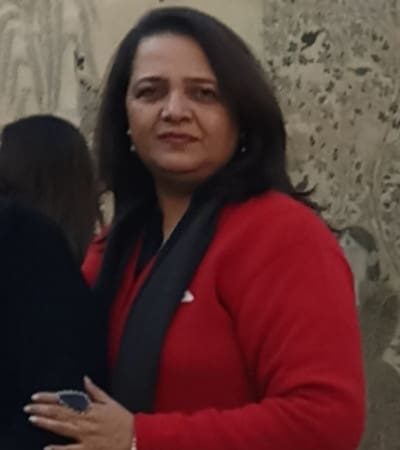2.Gauri Deshpande 2.Gauri Deshpande