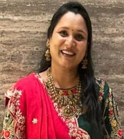 Kavita Poddar(1) Kavita Poddar(1)
