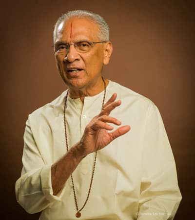 Swami Parthasarthy-Spectrum Team_400x450 Swami Parthasarthy-Spectrum Team_400x450